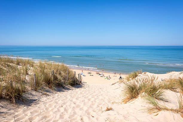 Loft Standing 100 M2 A 200 Metres De La Plage Apartman Lacanau Kültér fotó